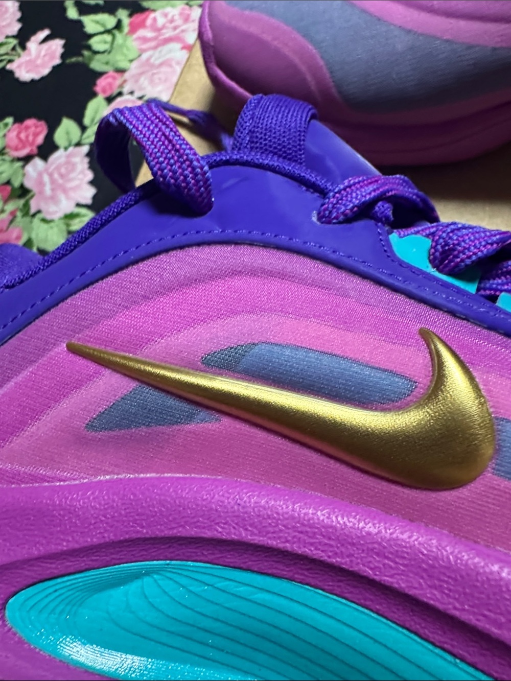 NEW Nike Women's Purple and Pink Athletic Sneakers with Gold Accents - Picture 7 of 12